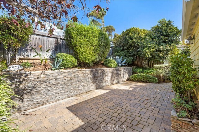 Building Photo - 31322 Monterey St