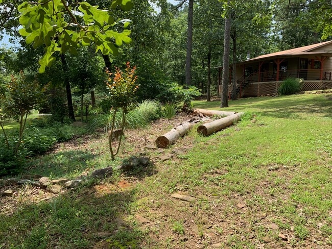 Building Photo - 31041 Dove Ln