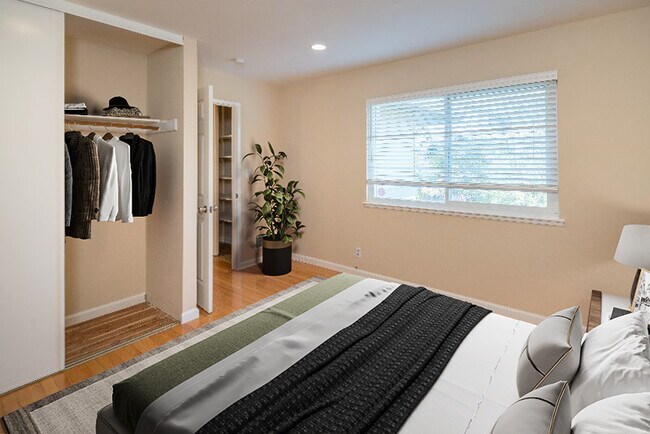 Building Photo - 2019 Fairmont Dr