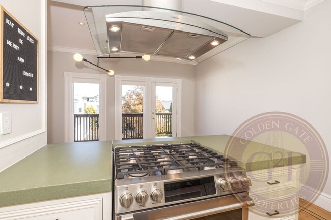 Building Photo - Noe Valley - 2 BR, 1 BA Condo 1,067 Sq. Ft. - 3D Virtual Tour, Parking