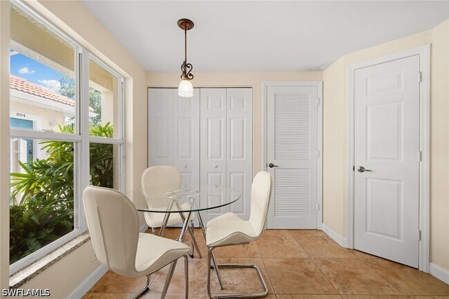 Building Photo - 5045 Cedar Springs Dr