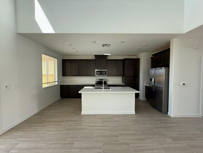 Building Photo - 171 Dock Cir