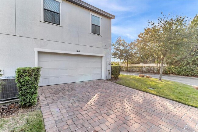 Building Photo - 105 Kenny Blvd