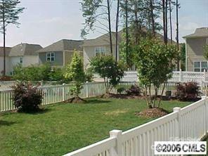Building Photo - 5924 Colonial Garden Dr
