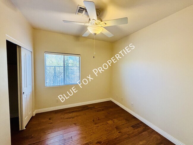 Building Photo - 11678 N Red Creek Pl