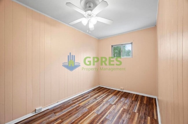 Building Photo - Charming 2-Bedroom Home with Modern Comfor...