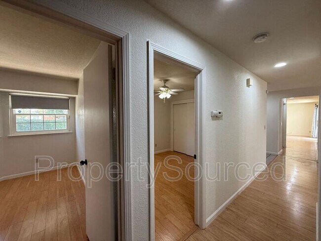 Building Photo - 1444 Snead Ct
