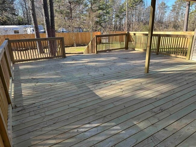 Building Photo - 15315 Birch Dr