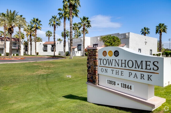 Building Photo - Townhomes on the Park Apartment Homes