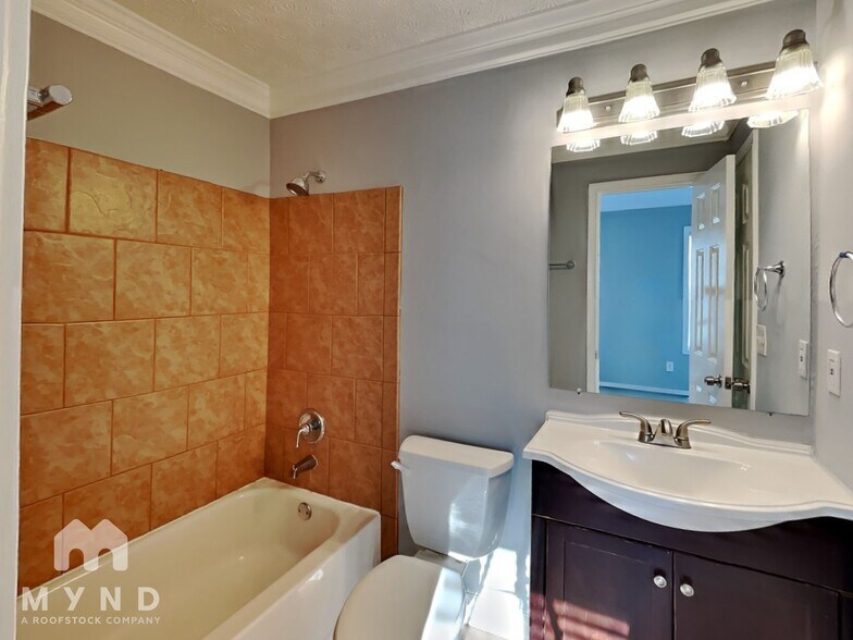 Building Photo - 3588 Kennesaw Station Dr