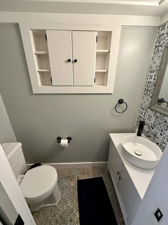 Building Photo - 52678 Pappy Ln