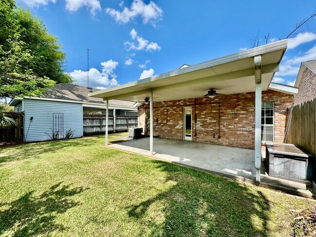 Building Photo - 10734 Erin Vale Ave