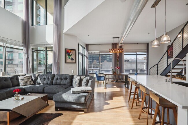 Building Photo - Atlantic Station Luxury