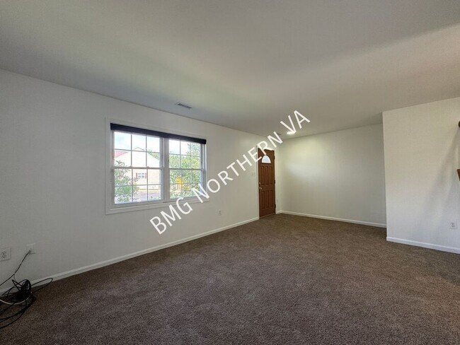 Building Photo - 8763 Bretton Woods Dr