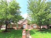 Building Photo - Coming Soon to South Tyler! Stunning 4 Bedroom, 2.5 Bath Home