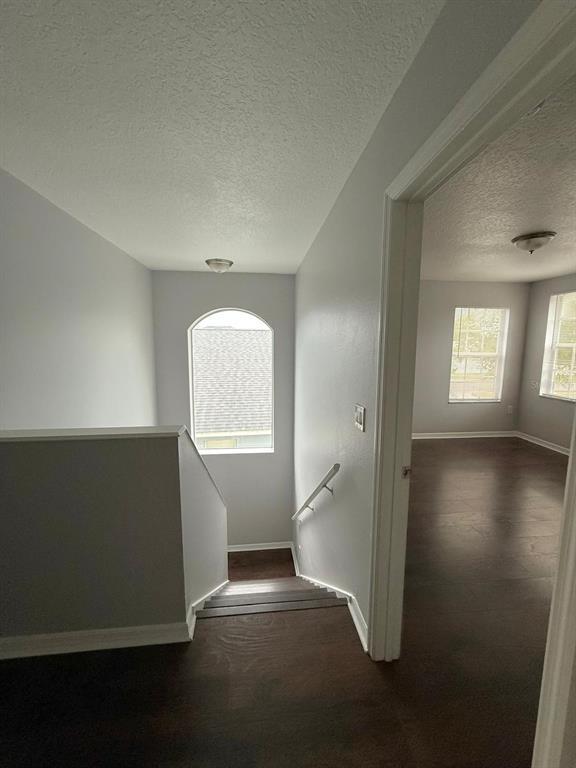 Building Photo - 14116 Entrada Dr