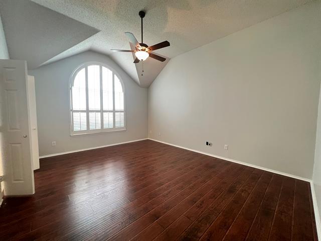 Building Photo - 2043 Wimbledon Dr