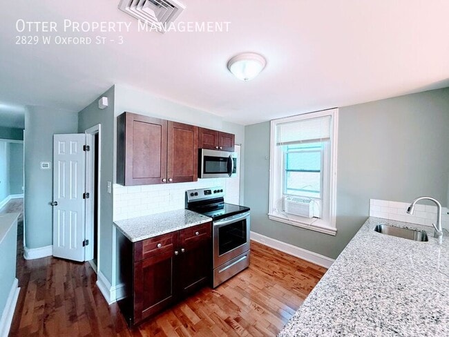 Building Photo - 2829 W Oxford St