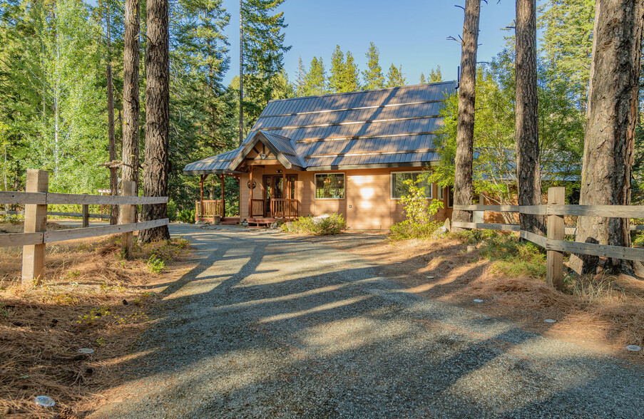 Primary Photo - 17696 Nason Ridge Rd