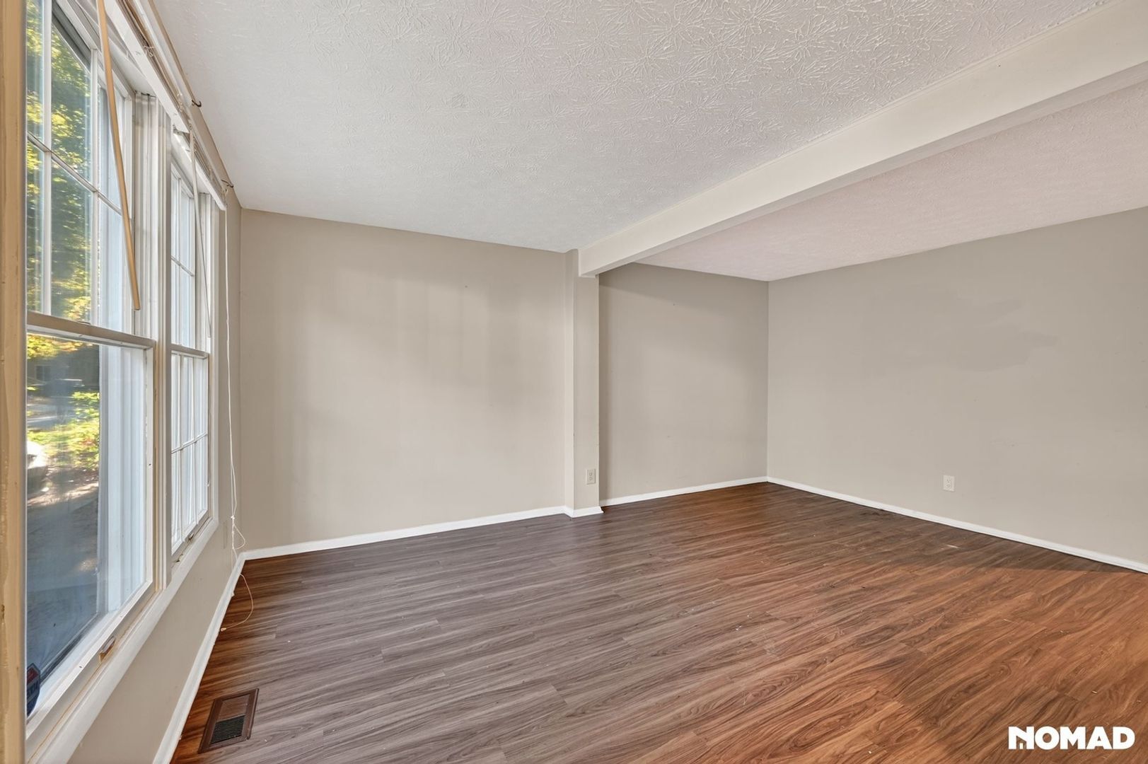 Building Photo - 2319 Wingfoot Pl