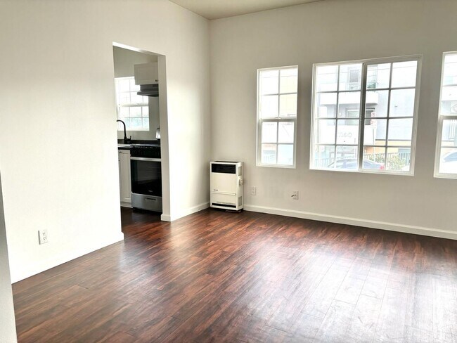 Building Photo - Rent Now at 12ths st