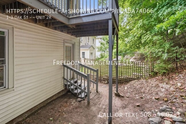 Building Photo - 1-3 Oak St --Unit 2R
