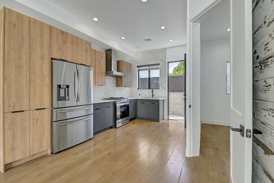 Building Photo - 19033 Bassett St