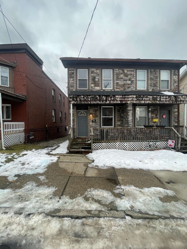 Building Photo - Charming 2-Bedroom Rental Home in Greensburg