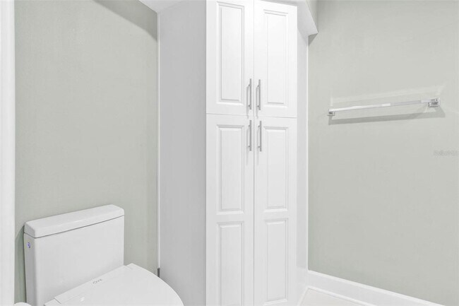 Building Photo - 1660 Gulf Blvd