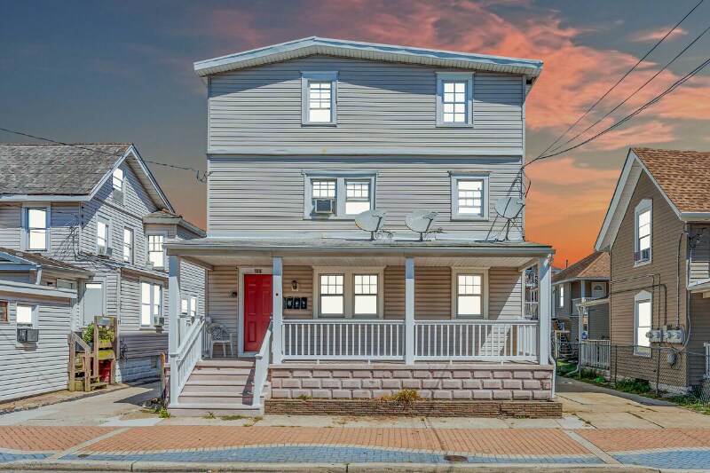 Building Photo - 113 Rio Grande Ave