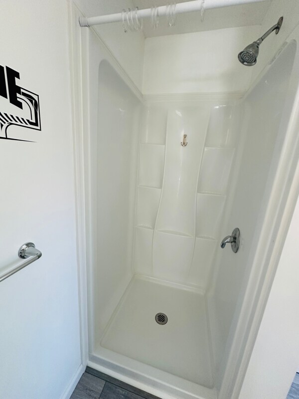 Building Photo - 121 Lincoln Ct