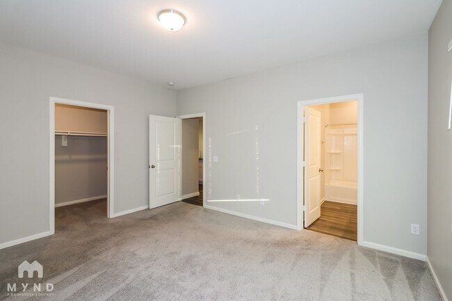 Building Photo - 1016 Lacebark Pne Ln