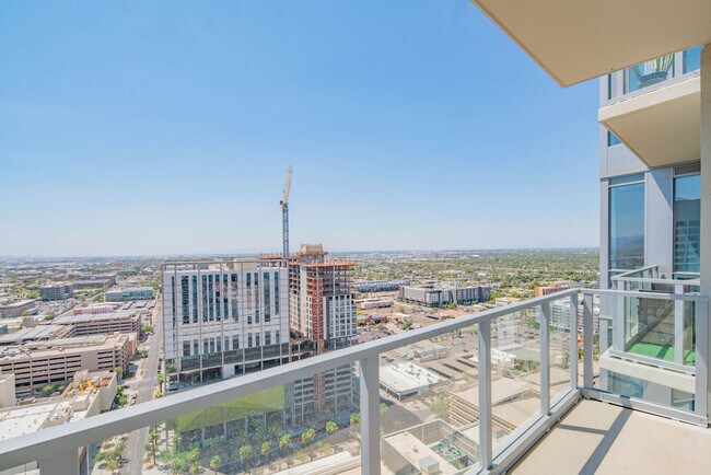 Building Photo - 44 W Monroe St