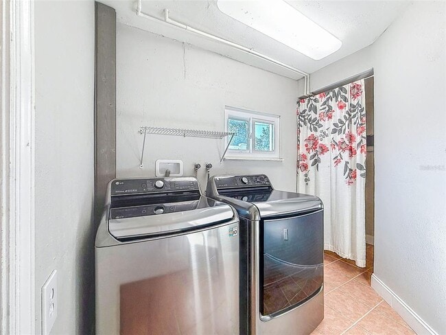 Building Photo - 7401 16th St N