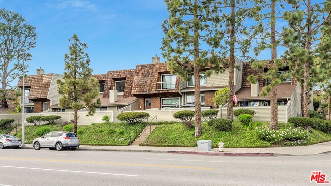 Building Photo - 13107 Mindanao Wy