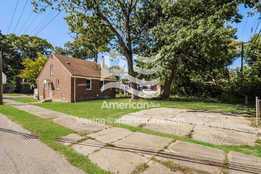 Building Photo - 4312 Courville St