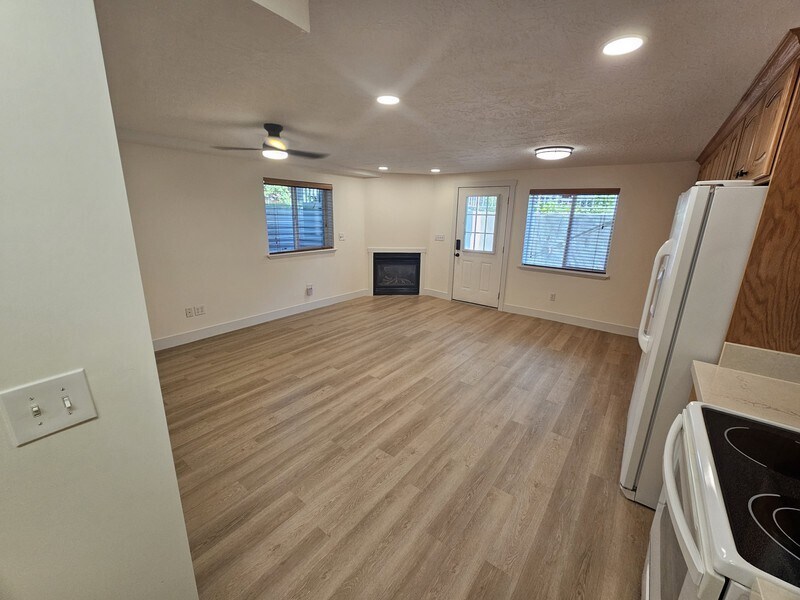 Building Photo - 9522 S Tarbert Cir