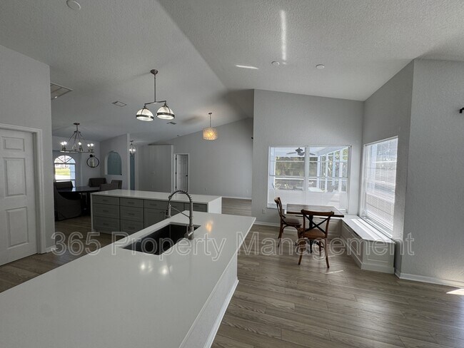 Building Photo - 4065 Alwick Ln