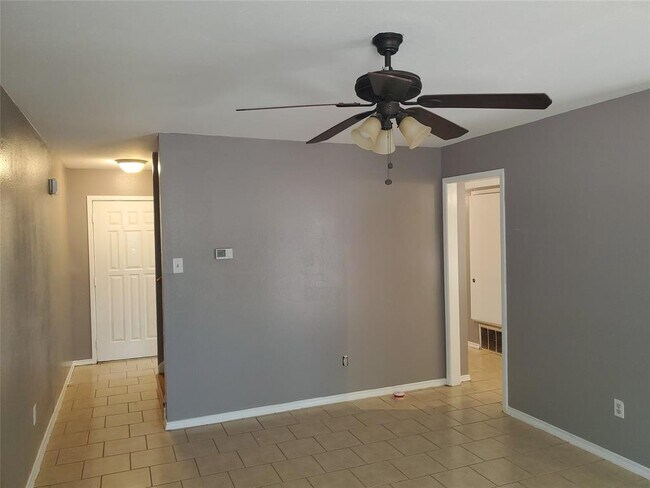 Building Photo - 2312 Whitlow Cove