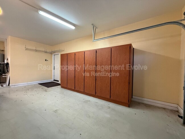 Building Photo - 4287 S Kimberlee Dr