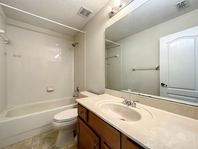 Building Photo - Gated, Lake Nona Luxury