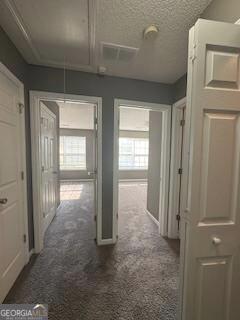 Building Photo - 6213 Hickory Ln Cir