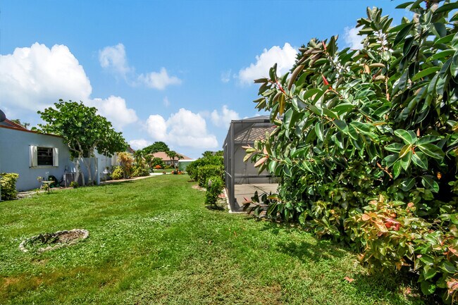 Building Photo - 5391 Alta Way