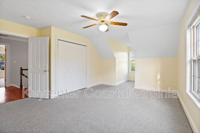 Building Photo - 15470 Turner Dr