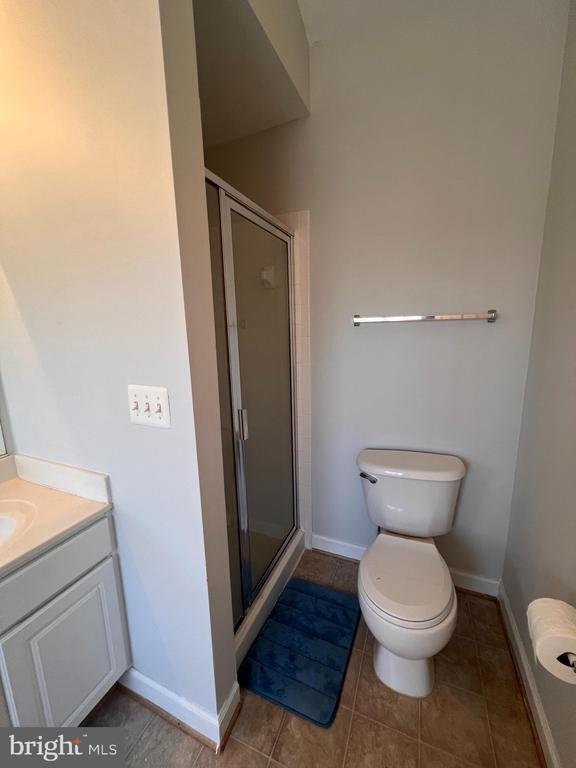 Building Photo - 8234 Glade Bank Dr