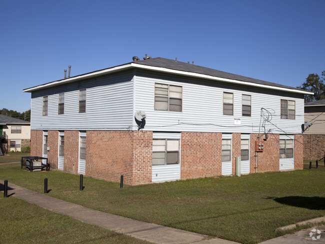 Building Photo - Lake Side Gardens Apartments