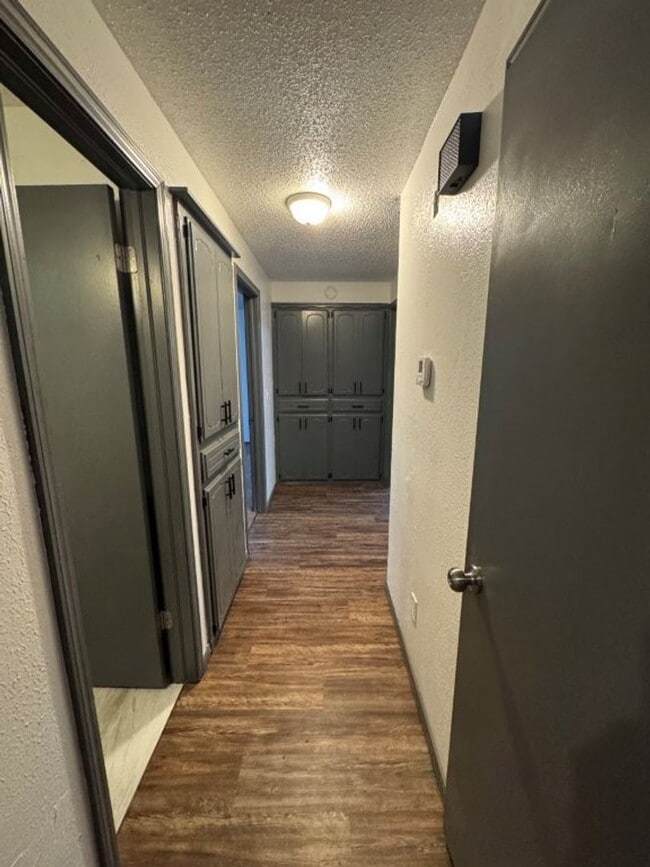 Building Photo - 3 bed one bath all new inside ready for mo...