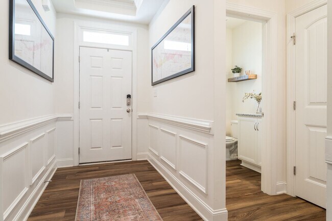 Building Photo - Spacious, Stylish & Move-In Ready! 3BR End Unit Townhome in Durham