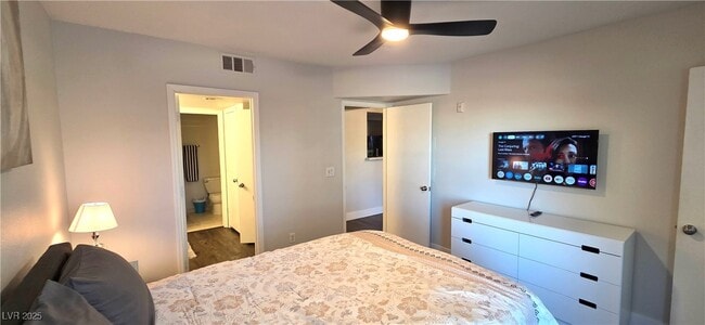 Building Photo - 7255 W Sunset Rd