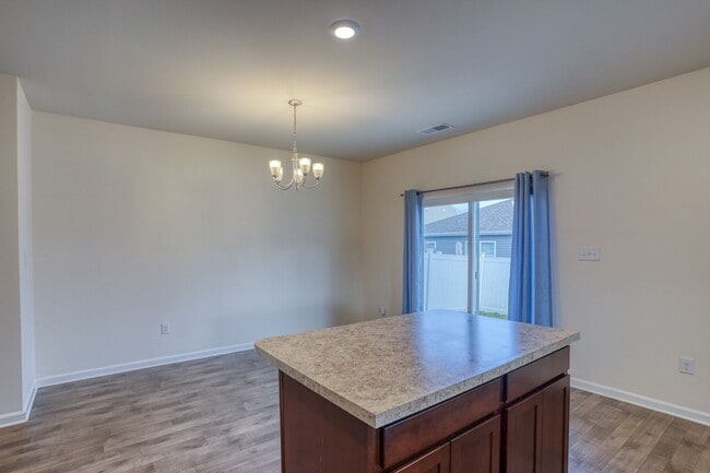 Building Photo - 67 Bostick Ln